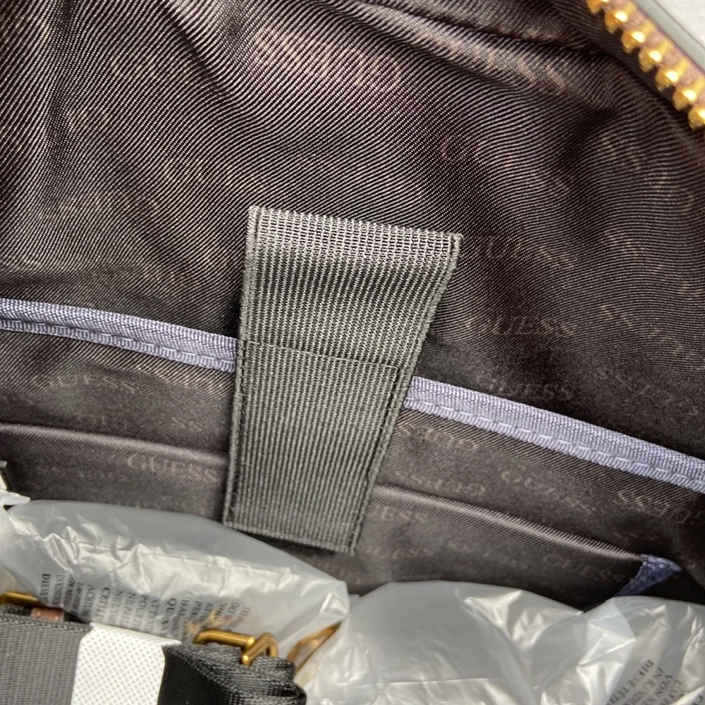 New GUESS Vezzola Logo Briefcase